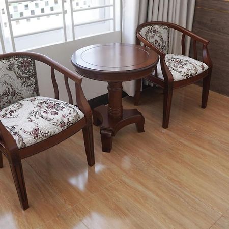 Apple Hotel Three - Near Pnh Airport Phnom Penh Ngoại thất bức ảnh