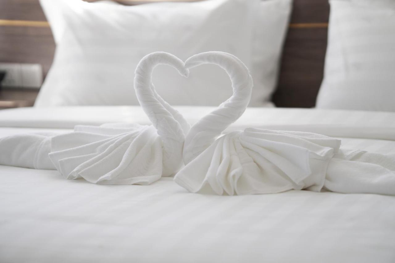 Apple Hotel Three - Near Pnh Airport Phnom Penh Ngoại thất bức ảnh
