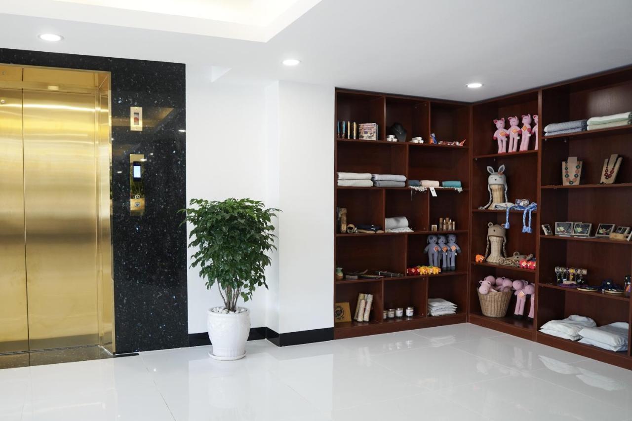 Apple Hotel Three - Near Pnh Airport Phnom Penh Ngoại thất bức ảnh