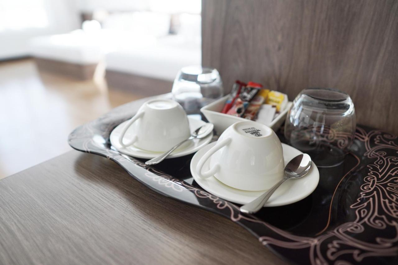 Apple Hotel Three - Near Pnh Airport Phnom Penh Ngoại thất bức ảnh