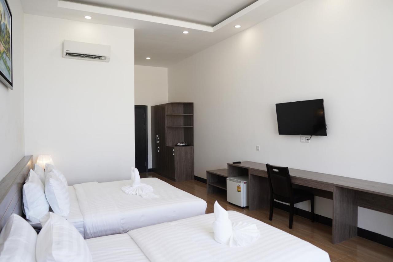 Apple Hotel Three - Near Pnh Airport Phnom Penh Ngoại thất bức ảnh