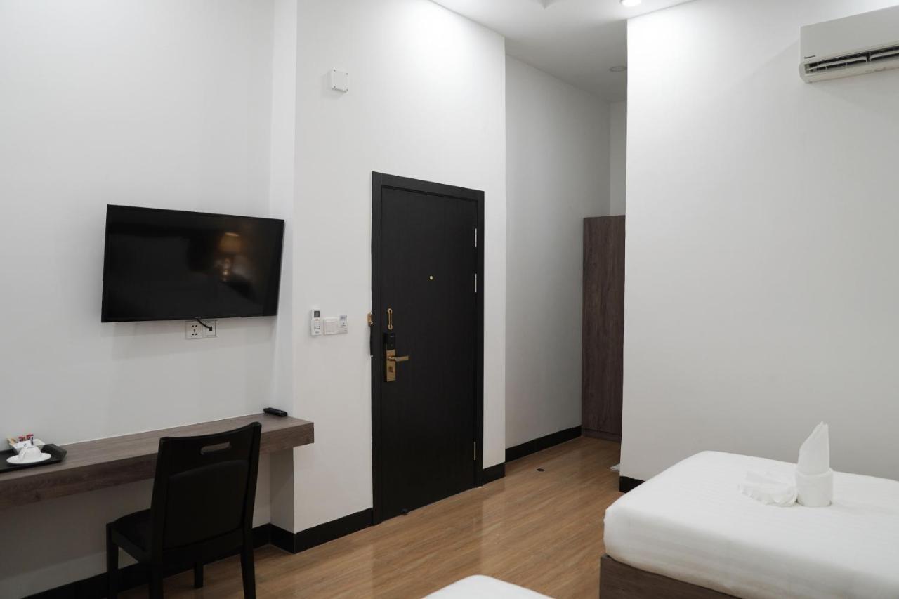 Apple Hotel Three - Near Pnh Airport Phnom Penh Ngoại thất bức ảnh